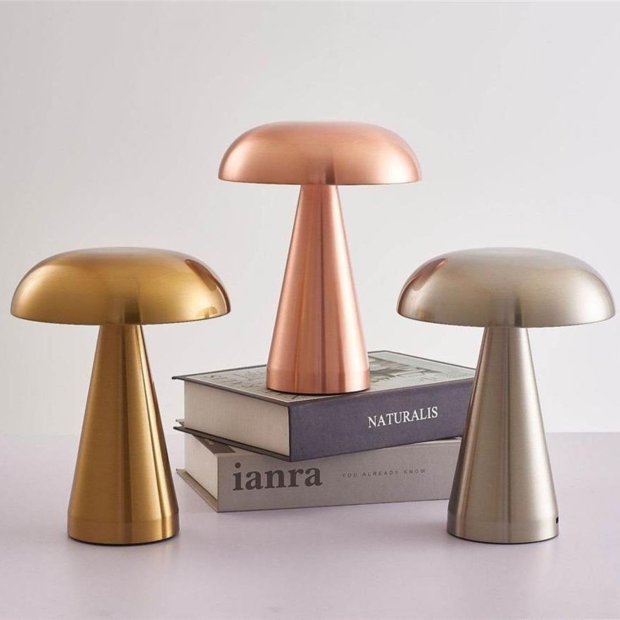 LunaLamp - USB rechargeable cordless table lamp with 3-color touch sensor