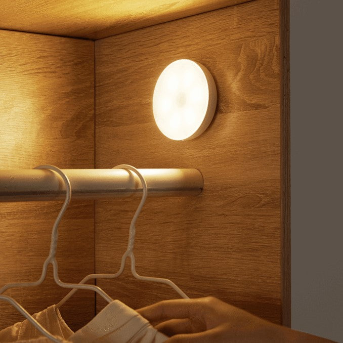 GlowMotion - LED Wall Light with Motion Sensor