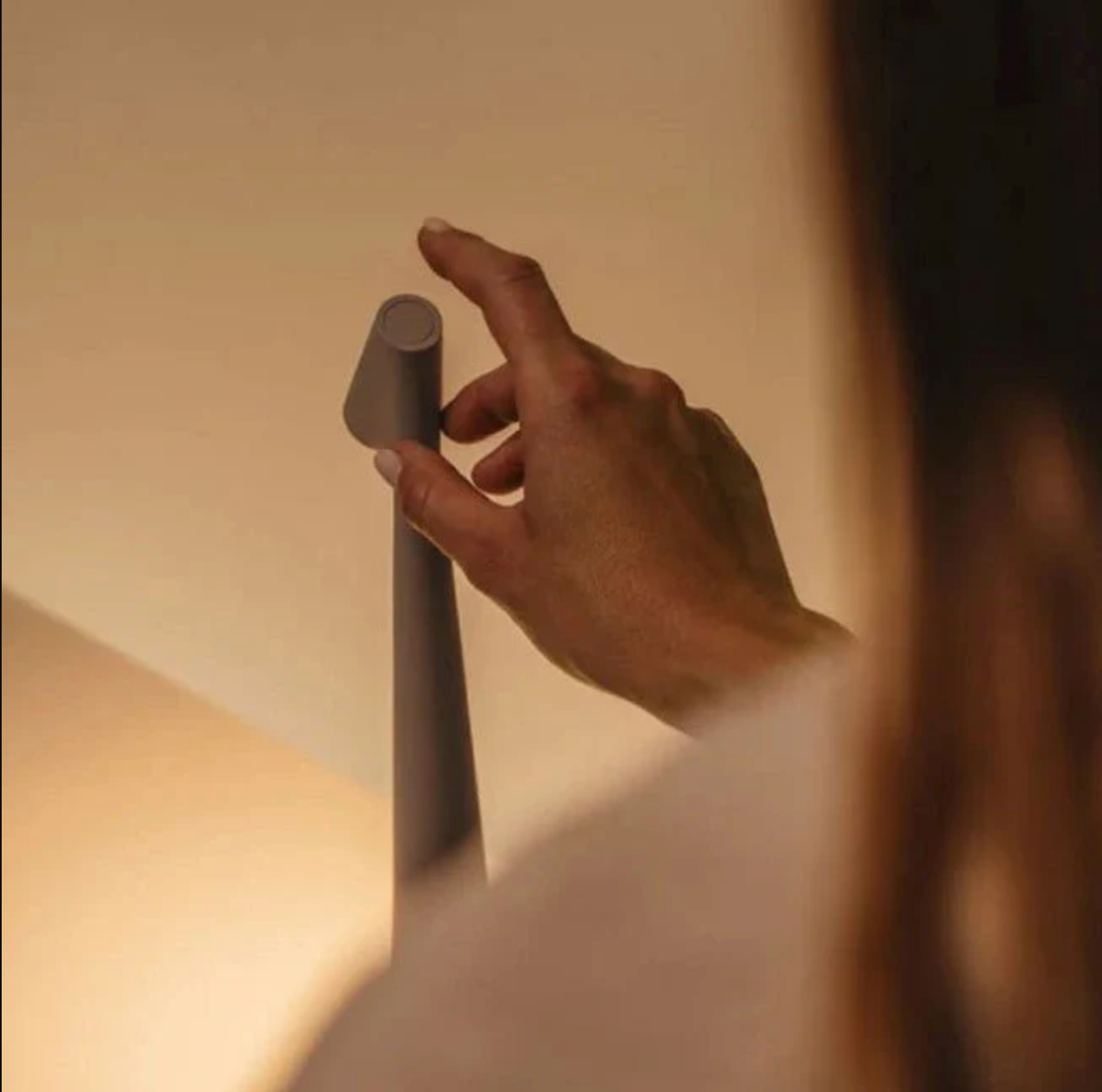 Nordic Minimalist Design Mood Lamp | Cordless Table Lamp | LED | Reading lamp | Bedside lamp