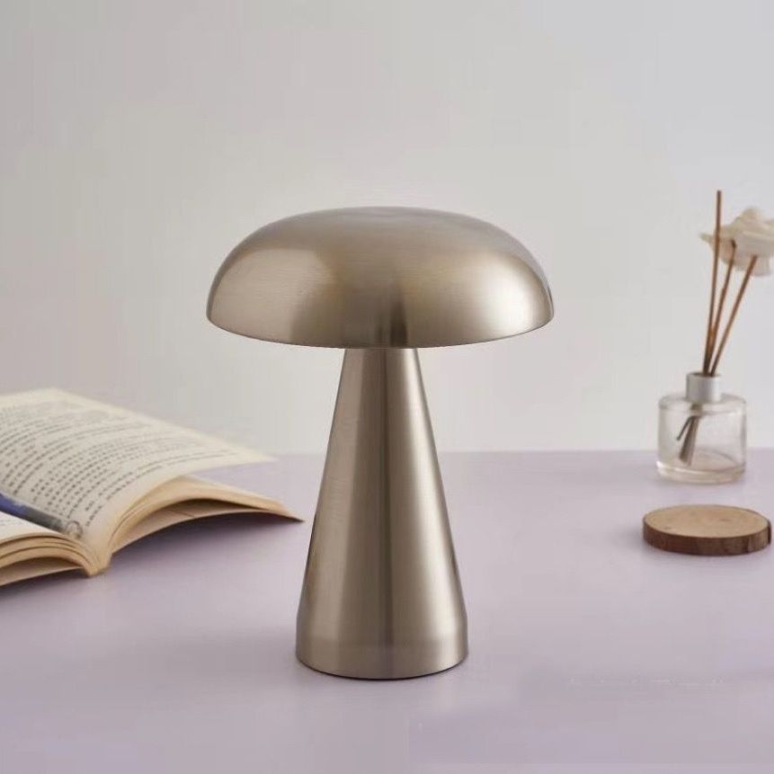 LunaLamp - USB rechargeable cordless table lamp with 3-color touch sensor