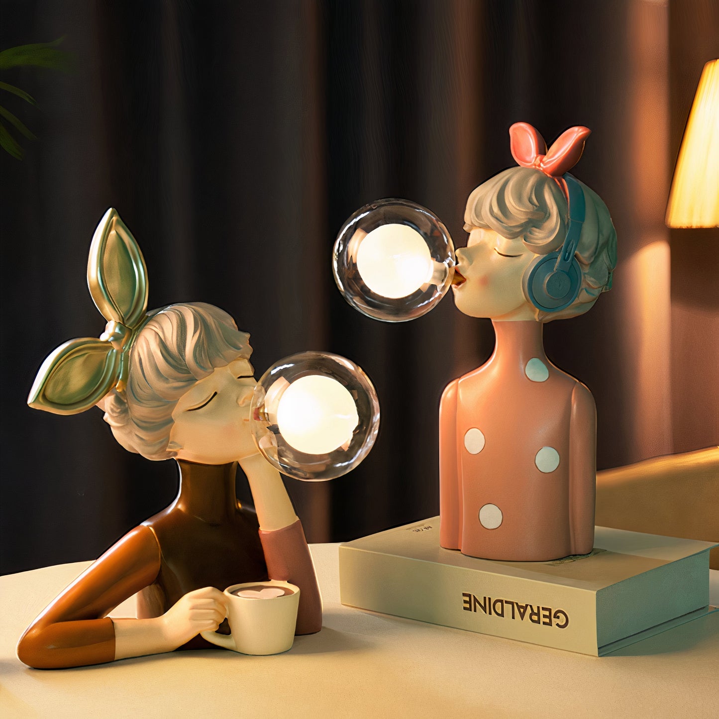 DecoGlam | Artisan Sisters table lamp