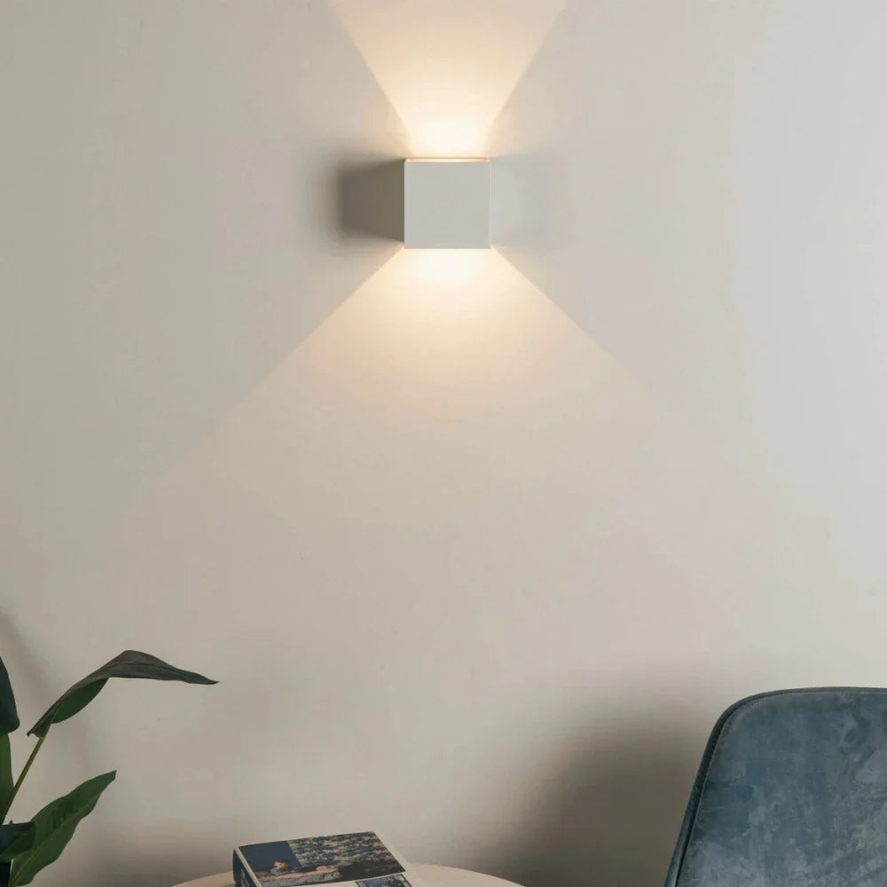 SquareLamp - Adjustable Modern Wall Light