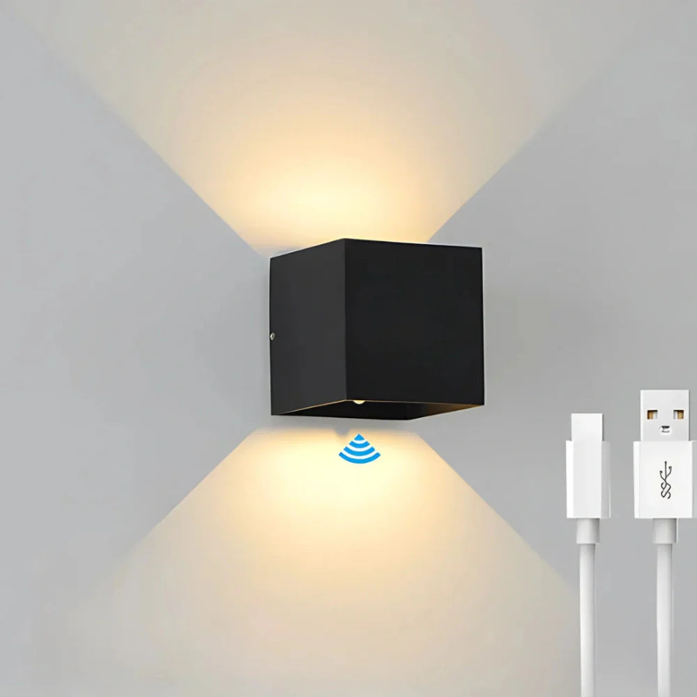 SquareLamp - Adjustable Modern Wall Light