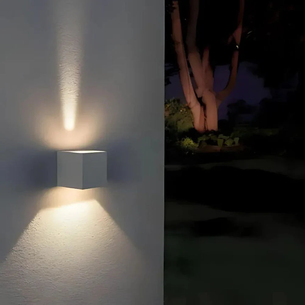 SquareLamp - Adjustable Modern Wall Light