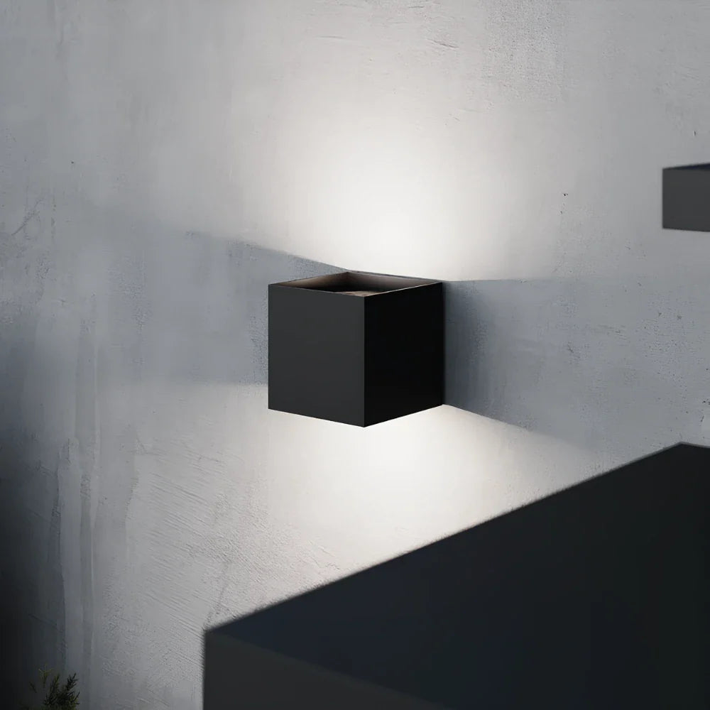 SquareLamp - Adjustable Modern Wall Light