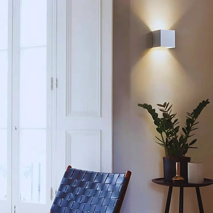 SquareLamp - Adjustable Modern Wall Light