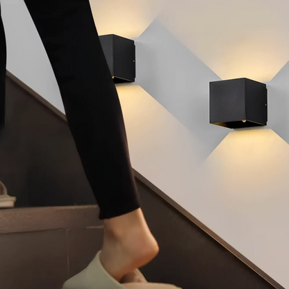 SquareLamp - Adjustable Modern Wall Light