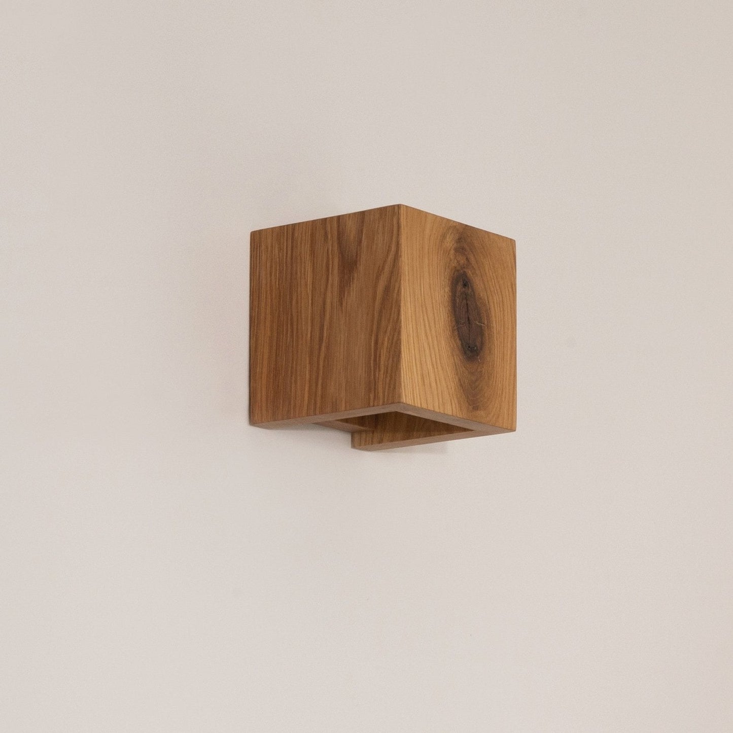 WoodGlow – Wall Lamp Oak